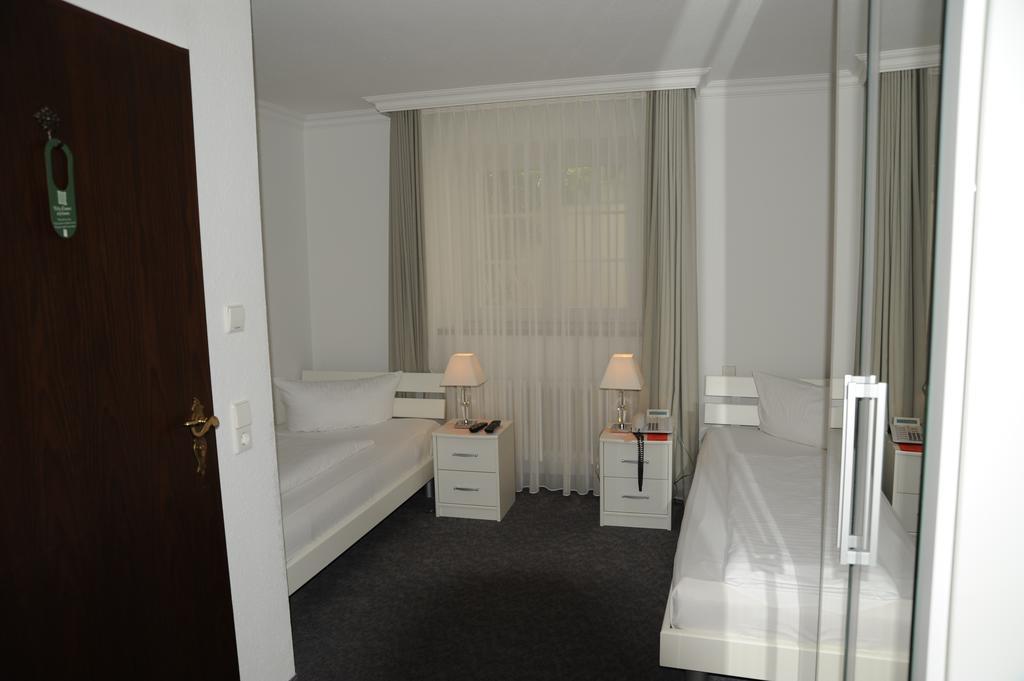 Hotel Adler - Weil Am Rhein Exteriör bild